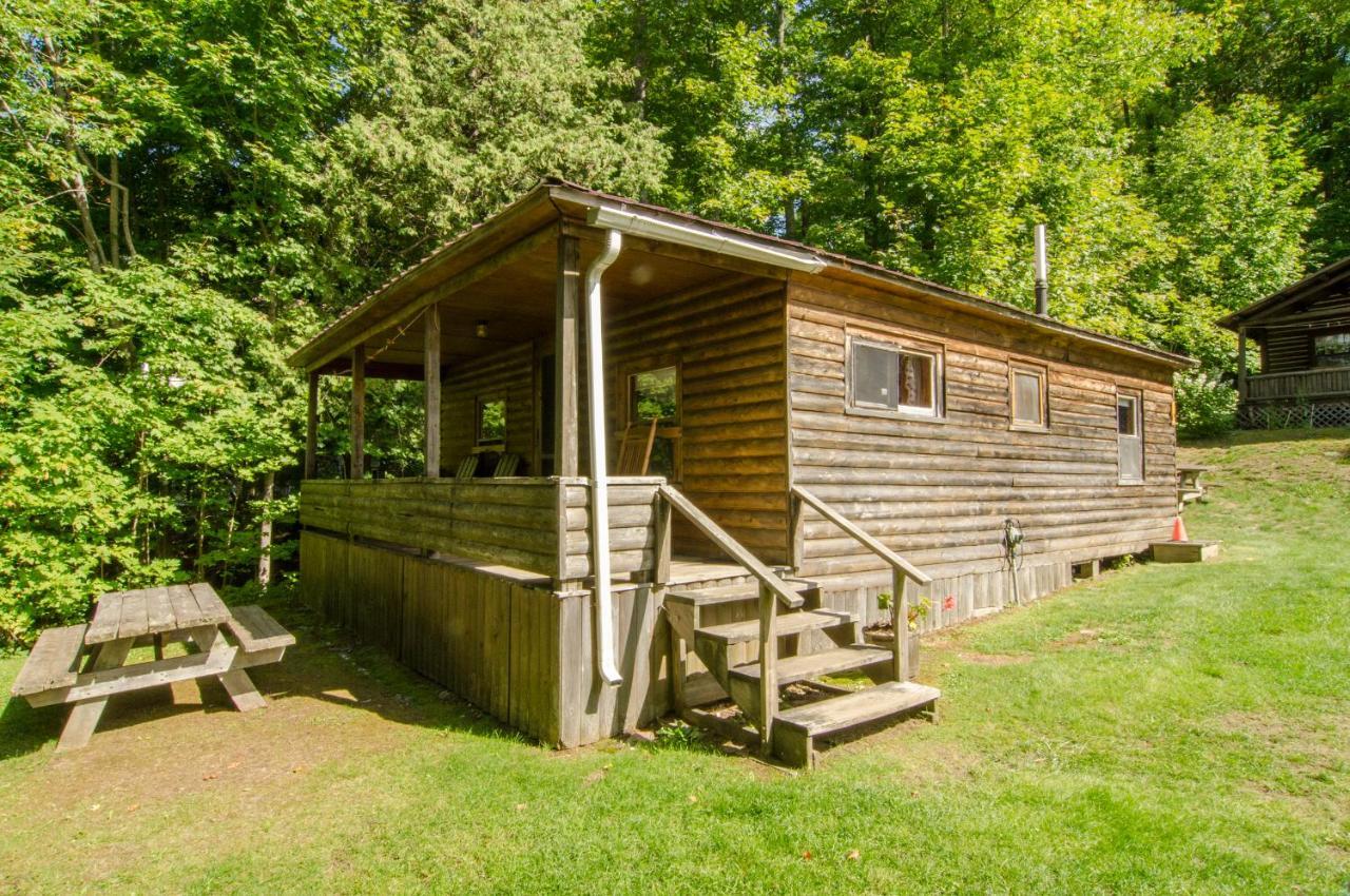 Mountain Lake Cottages Westmore Exterior photo