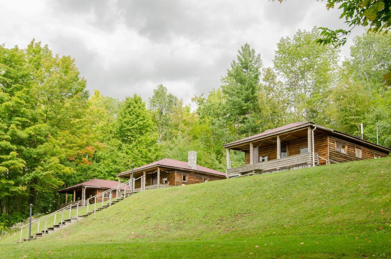 Mountain Lake Cottages Westmore Exterior photo