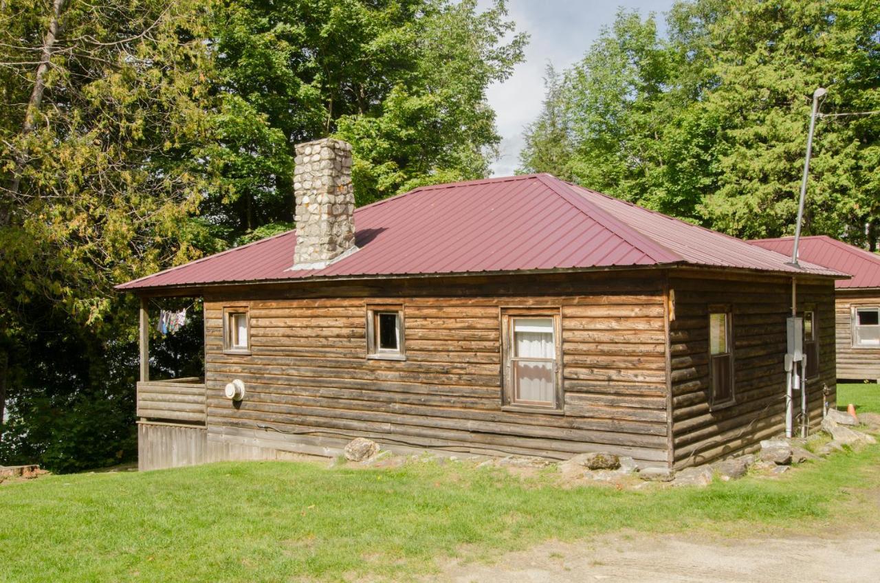 Mountain Lake Cottages Westmore Exterior photo