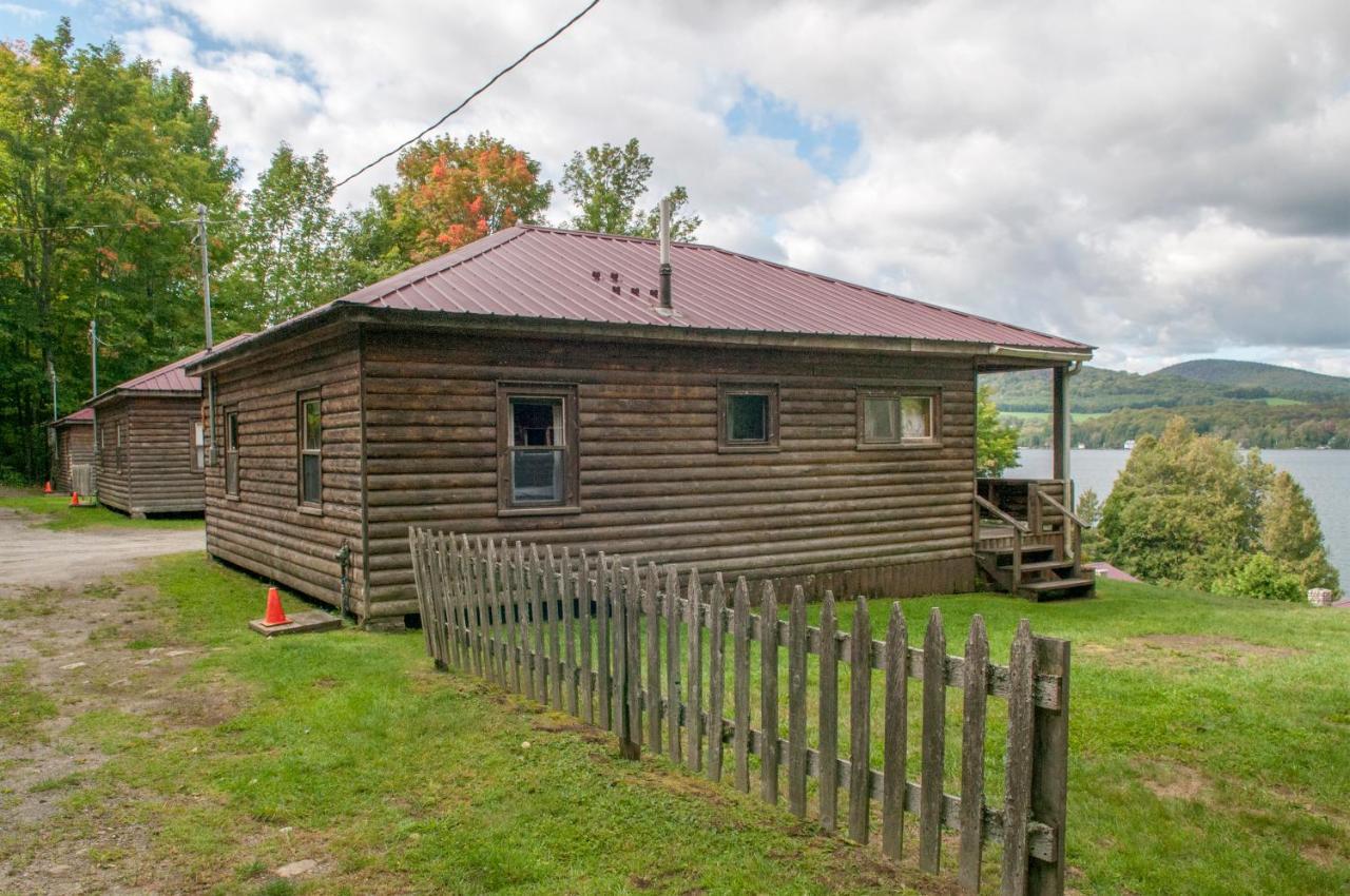 Mountain Lake Cottages Westmore Exterior photo