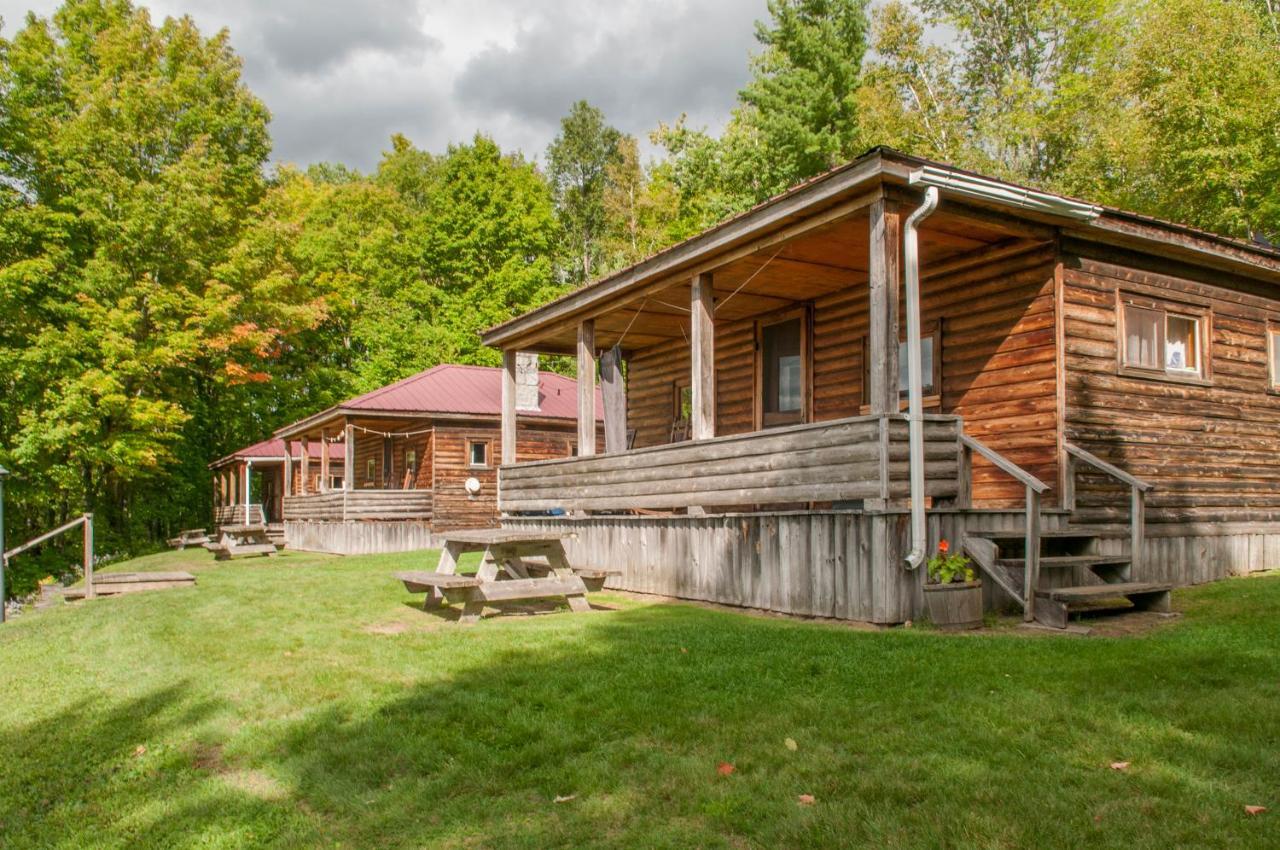 Mountain Lake Cottages Westmore Exterior photo