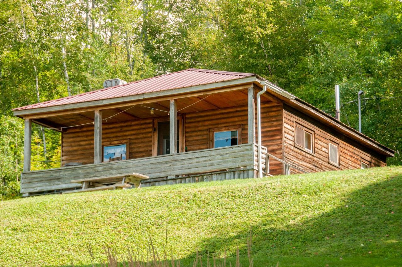 Mountain Lake Cottages Westmore Exterior photo